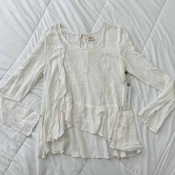 ONEIL WHITE RUFFLE GUAZE CROP TOP - Picture 2 of 3